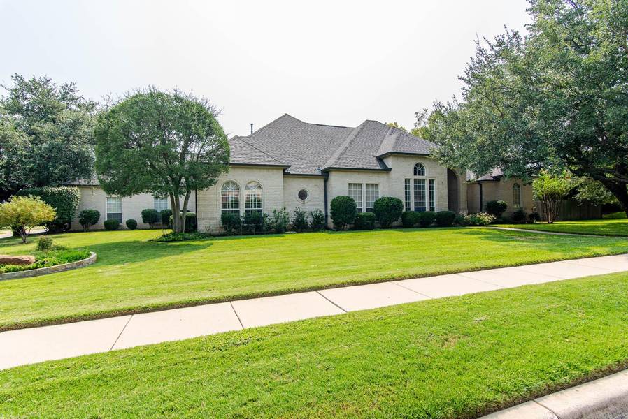 2801 Yorkshire Lane, Southlake, TX 76092