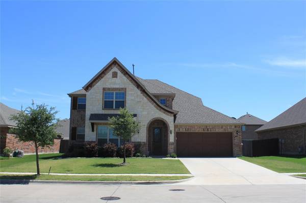 4318 Garden Path Lane, Mansfield, TX 76063