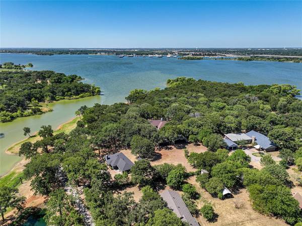 105 Woody Trail, Hickory Creek, TX 75065