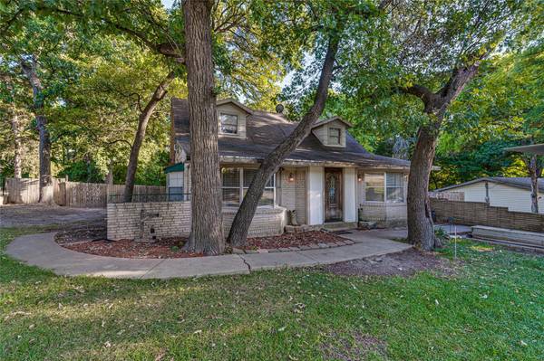 874 Tayman Drive, Midlothian, TX 76065