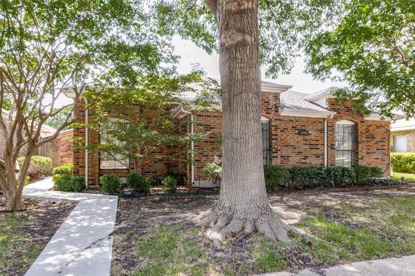 16606 Cleary Circle, Dallas, TX 75248