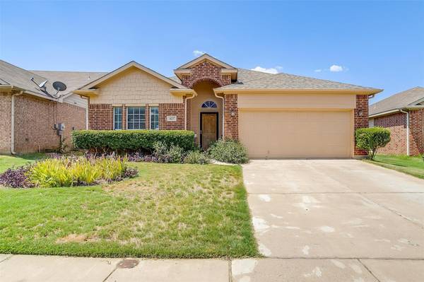 14217 Cedar Post Drive, Fort Worth, TX 76052