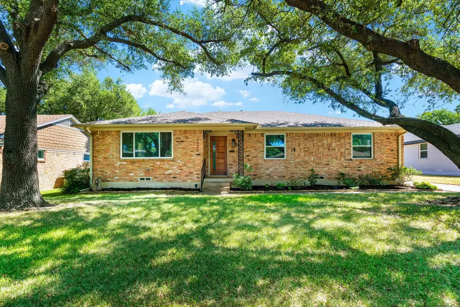 2526 Fenestra Drive, Dallas, TX 75228