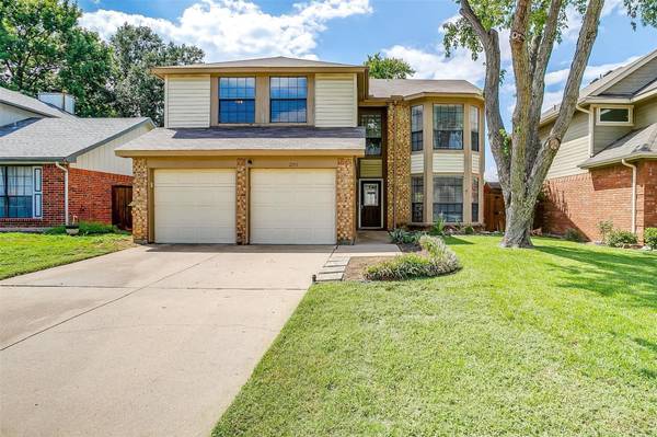 2203 Thistlewood Court, Grapevine, TX 76051