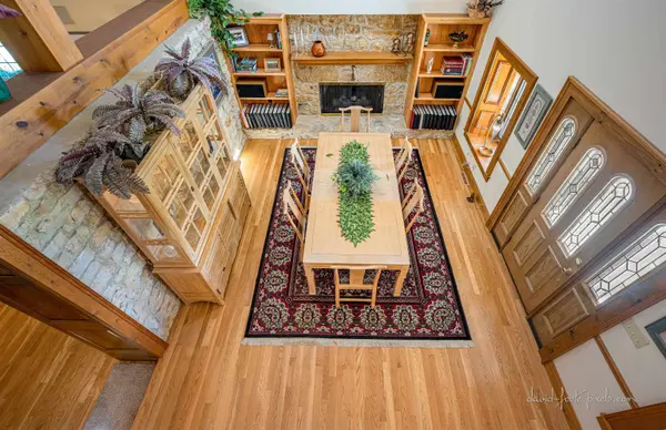 Lena, IL 61048,8936 W Cedarville Road