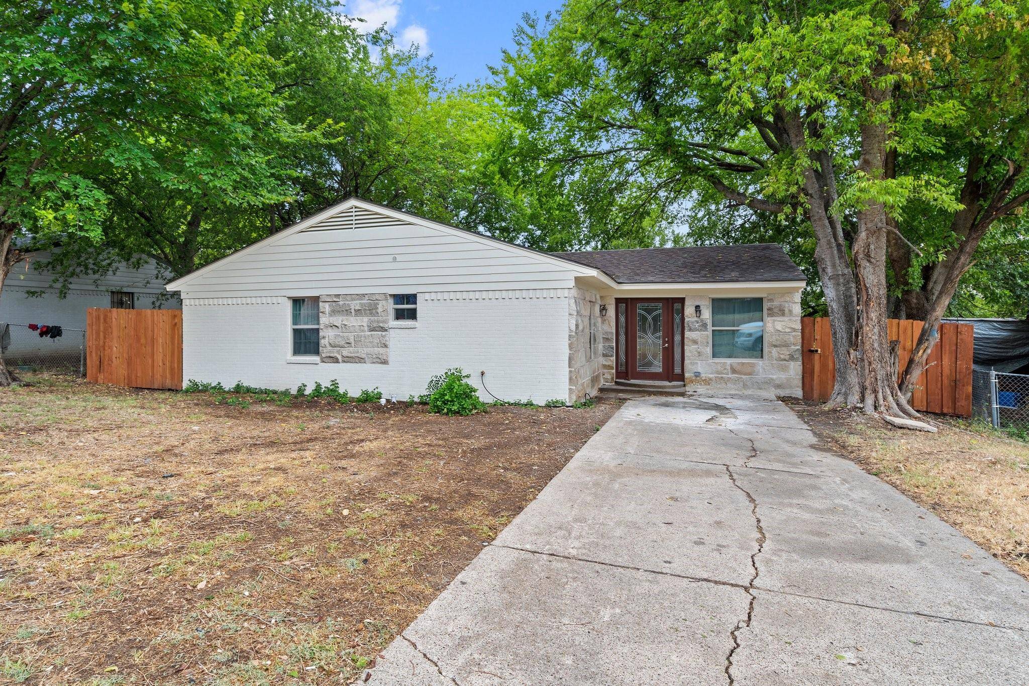 5635 Bellcrest Drive, Dallas, TX 75241