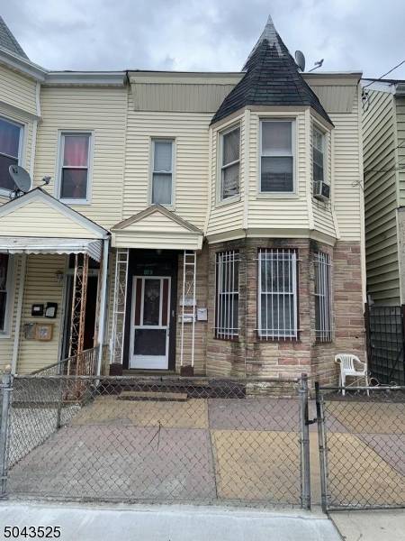 Newark City, NJ 07104,813 Mt Prospect Ave