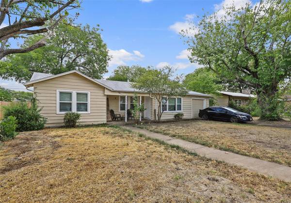 507 Bales Street, Cleburne, TX 76033