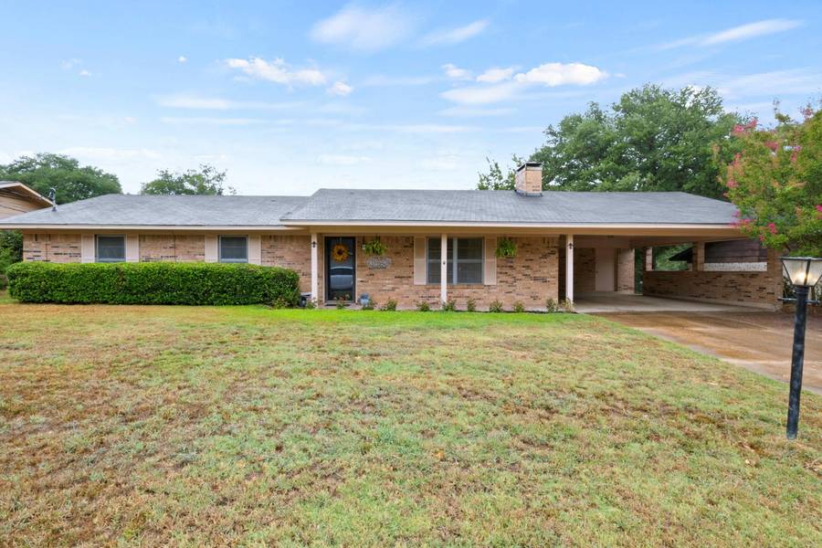 405 Rosewood, Mount Pleasant, TX 75455