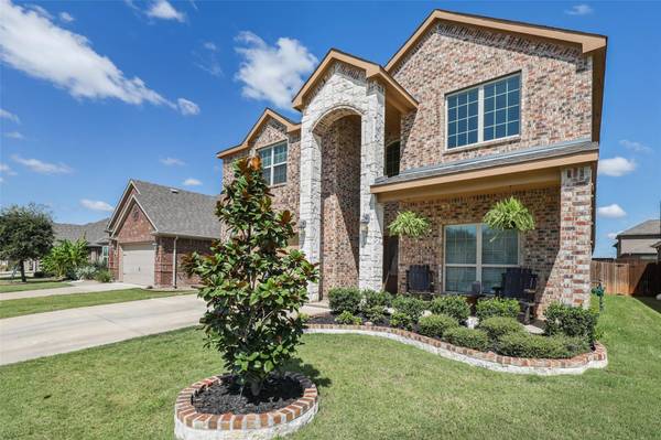 837 Lake Woodland Drive, Little Elm, TX 75068