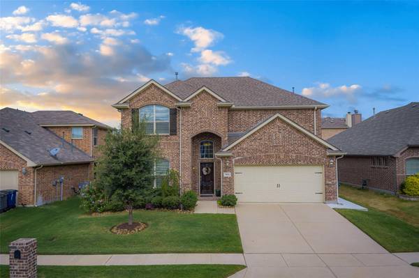 816 Mist Flower Drive, Little Elm, TX 75068