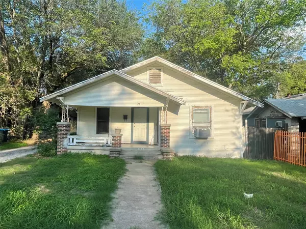 2322 Lincoln Avenue, Fort Worth, TX 76164