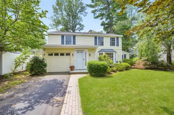 18 Campbell St, Waldwick Boro, NJ 07463