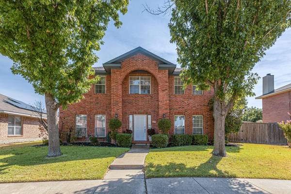 7002 Battle Creek Drive, Rowlett, TX 75089