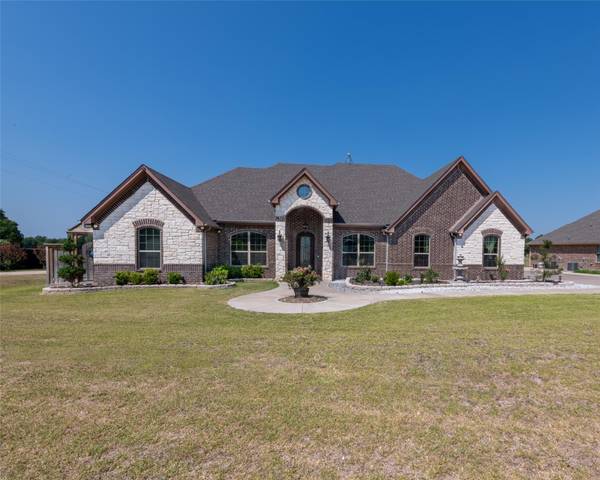 150 Bridle Path Drive, Stephenville, TX 76401