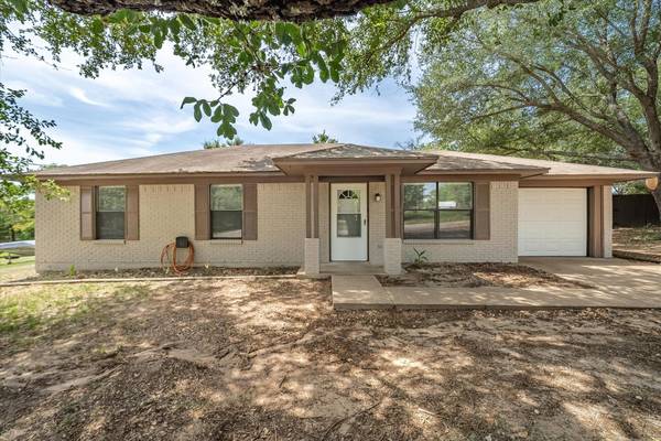 132 County Road 2223,  Mineola,  TX 75773