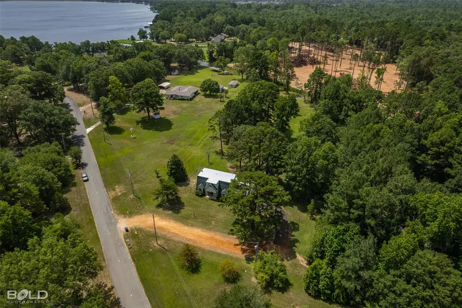 258 Twin Point Drive, Benton, LA 71006