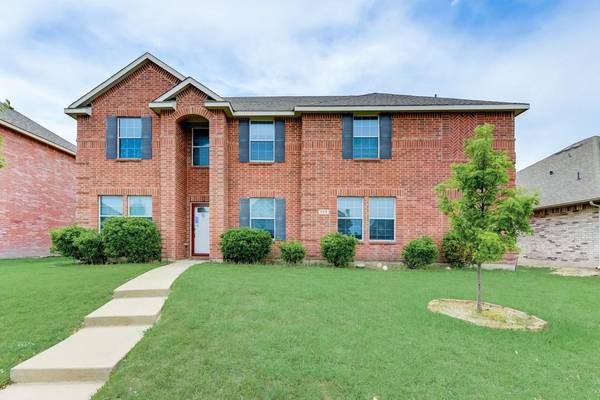 705 Locustberry Drive, Red Oak, TX 75154