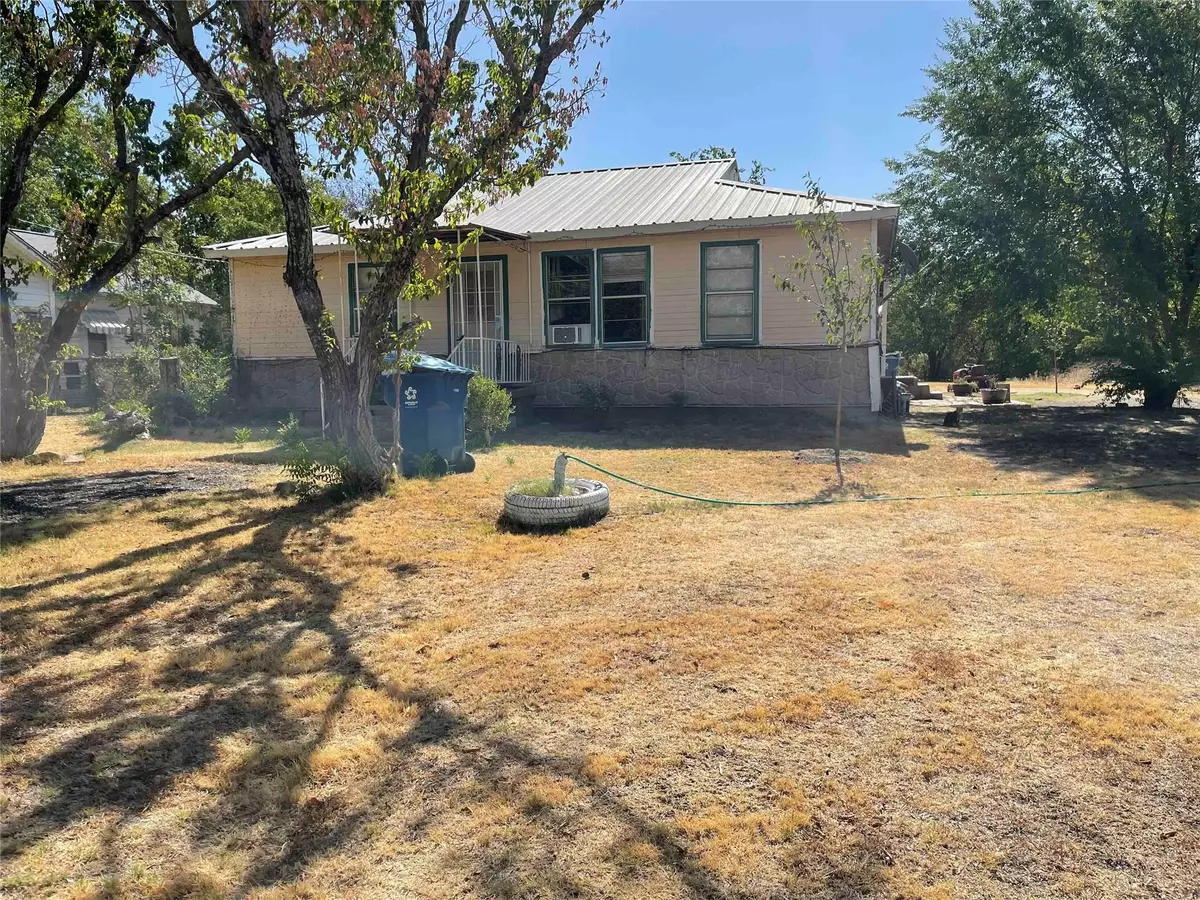 Alvarado, TX 76009,711 S Spears Street