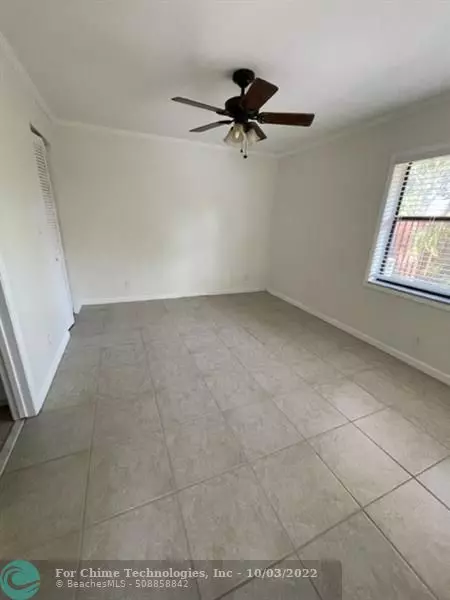 Delray Beach, FL 33484,5280 TENNIS LN