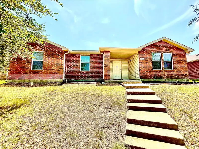 1336 Dawson Way, Mesquite, TX 75181