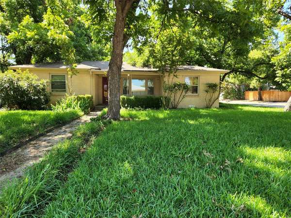 5529 Dennis Avenue, Fort Worth, TX 76114