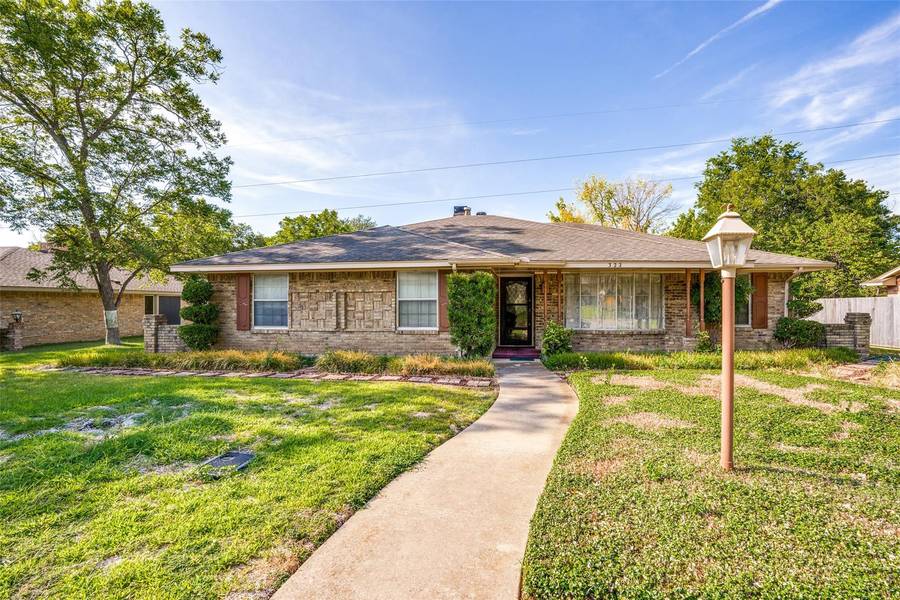 322 Shockley Avenue, Desoto, TX 75115