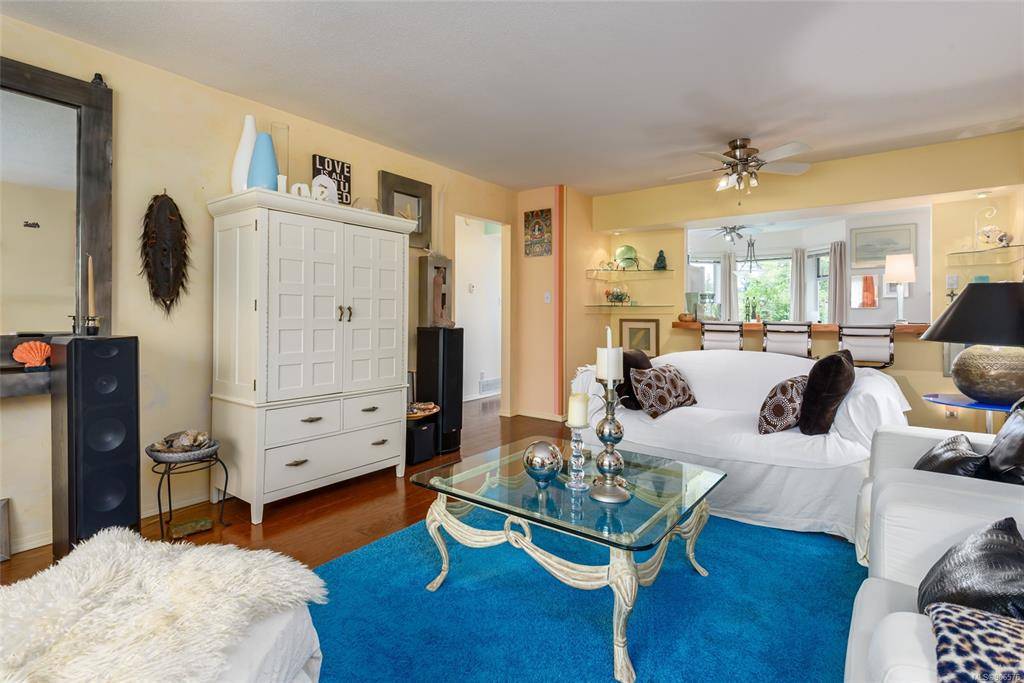 Comox, BC V9M 3P2,680 Murrelet Dr #106