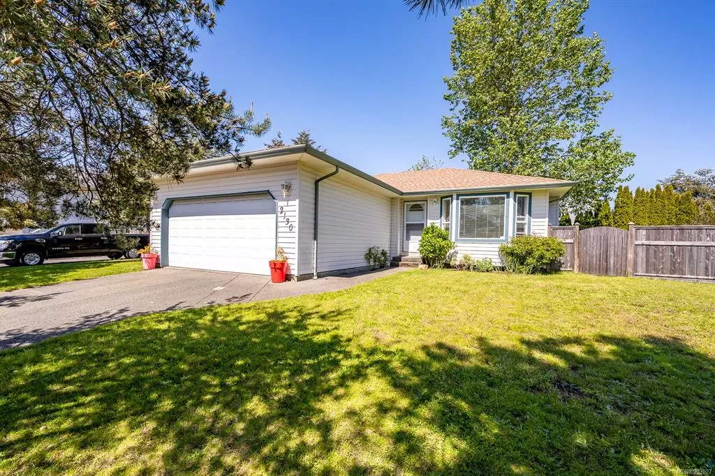 Comox, BC V9M 3P5,2130 Murrelet Dr