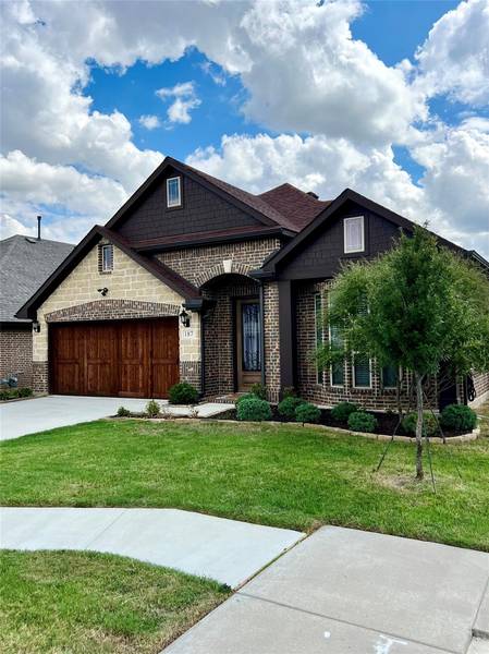 187 Dickey Drive, Euless, TX 76040