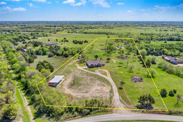 3613 County Road 1105, Celeste, TX 75423