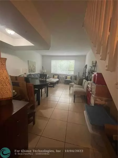 Davie, FL 33325,701 SW 148th Ave  #106