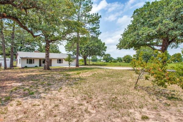 334 County Road 3340, Paradise, TX 76073