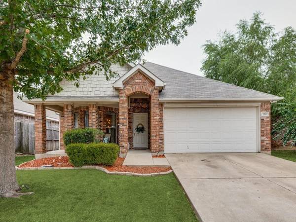 2041 Cattle Creek Road, Fort Worth, TX 76134