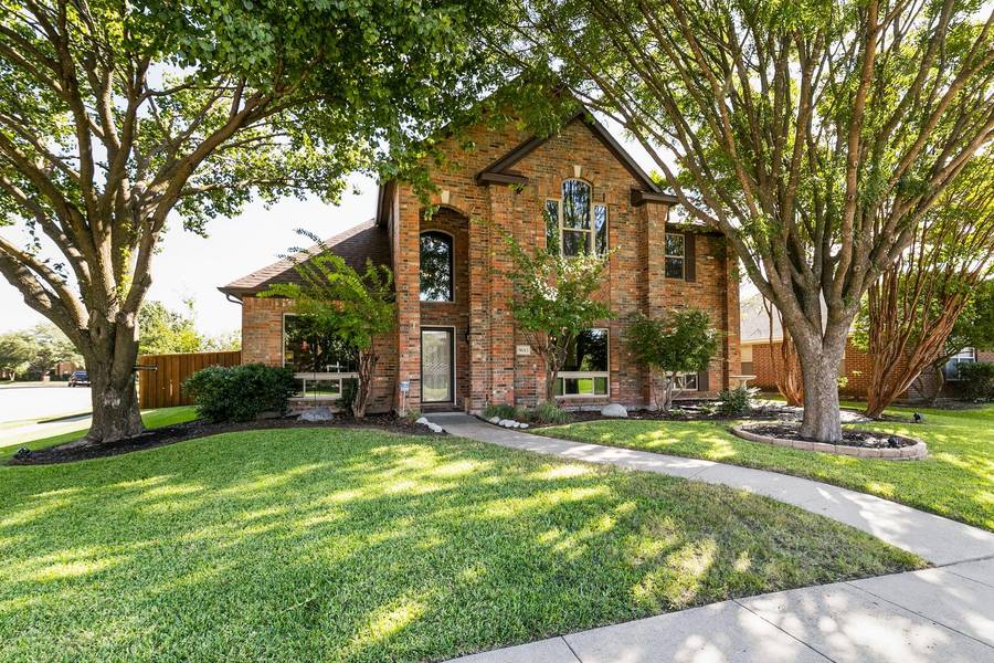 9613 Chasefield Drive, Rowlett, TX 75087