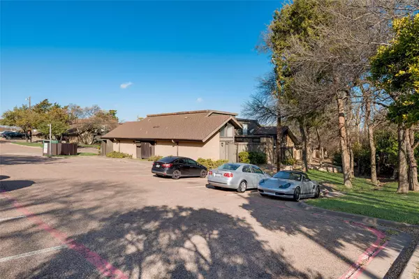 Dallas, TX 75236,4639 Country Creek Drive #1080