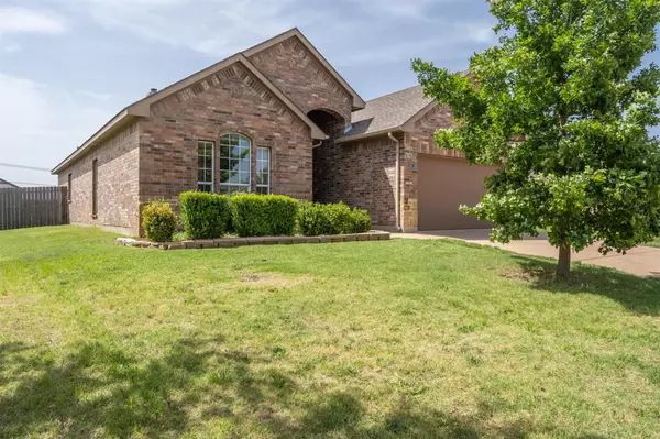 Burleson, TX 76028,1239 Spanish Moss Drive