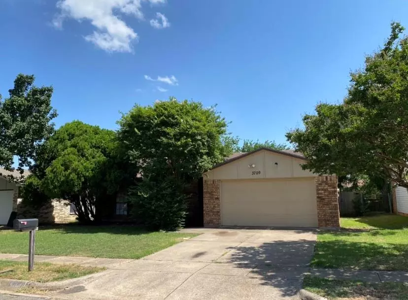 Fort Worth, TX 76133,3709 Bridalwreath Drive