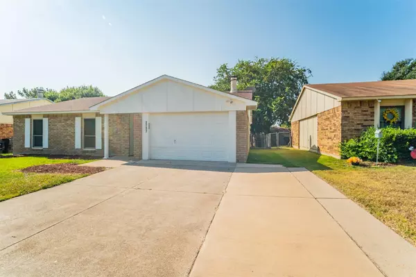 Fort Worth, TX 76133,3737 Bridalwreath Drive