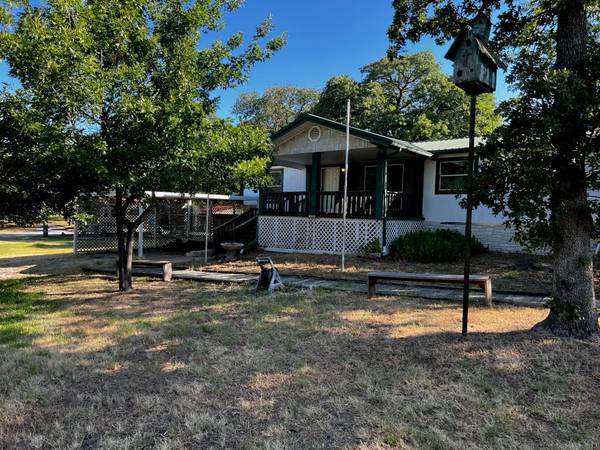 182 Fairway Drive, Nocona, TX 76255