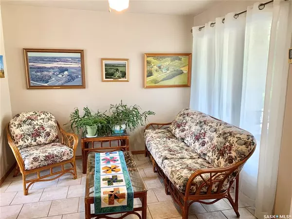 Yorkton, SK S3N 2X5,118 Gordon AVENUE