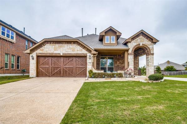 728 Marietta Lane, Aubrey, TX 76227