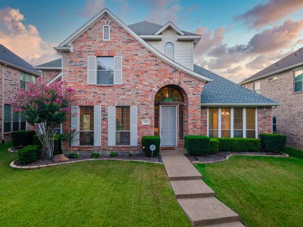 2210 Stonehenge Lane, Lewisville, TX 75056