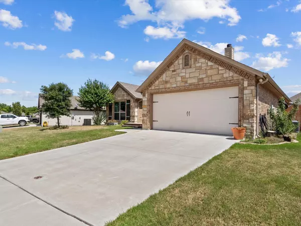 Weatherford, TX 76086,1825 Town Creek Circle