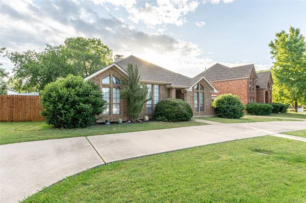 631 Sellmeyer Lane, Highland Village, TX 75077