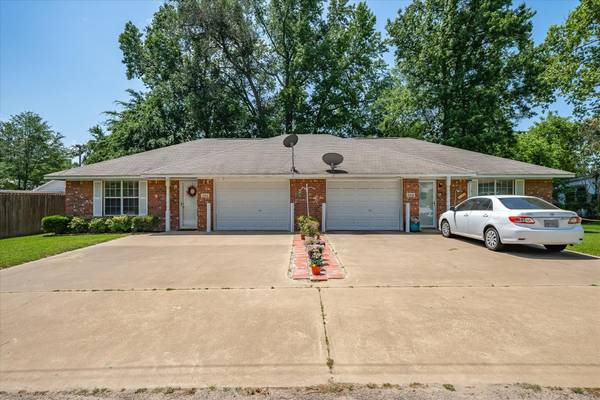 513 W Buchanan Street, Mineola, TX 75773