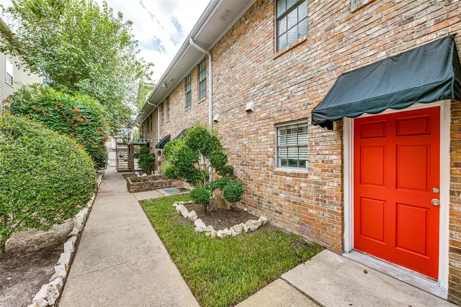 2727 Reagan Street #E, Dallas, TX 75219