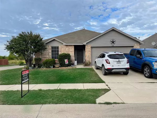 12301 Shine Avenue, Rhome, TX 76078