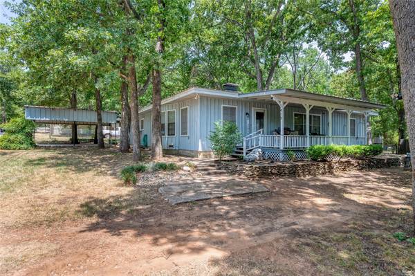 419 Sherman Drive, Pottsboro, TX 75076