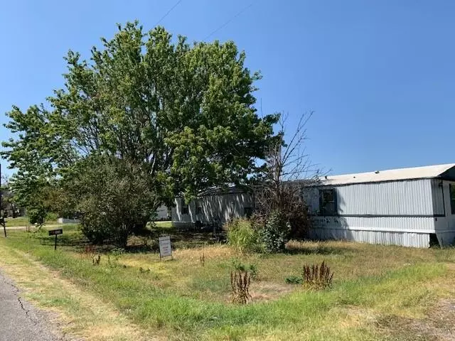 106 Zodiac Strait Road, Ferris, TX 75125